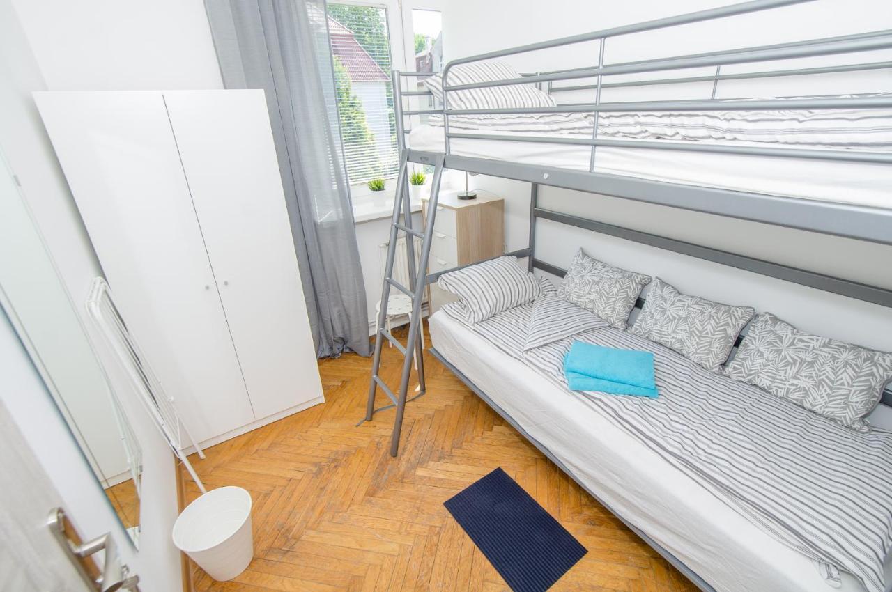 Uwh Hostel Гданськ Екстер'єр фото